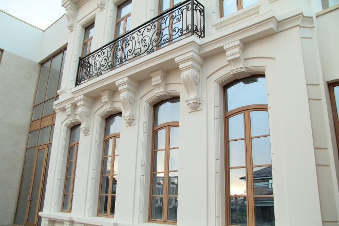 Декор из гипса: особенности, виды, способы изготовления (35 фото)