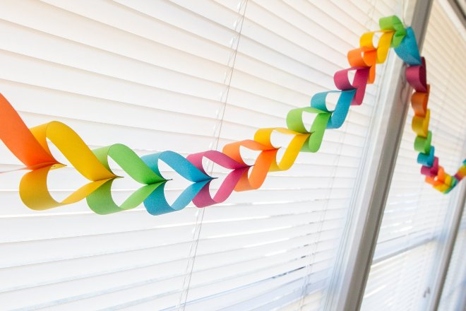 Поделки из бумаги на Новый год: как создать праздничный декор своими руками (80 фото)