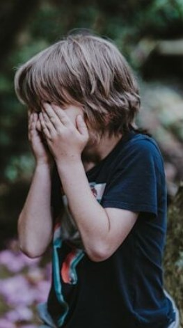 Как научить ребенка справляться с эмоциями