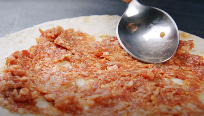 Сытная закуска из лаваша за 3 минуты. 3 рецепта