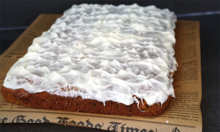 Когда нужен торт, а времени нет, пеките этот пирог. Перемешали все ложкой и в духовку